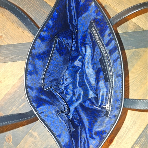 Michael Kors blue and black purse - Picture 4 of 6